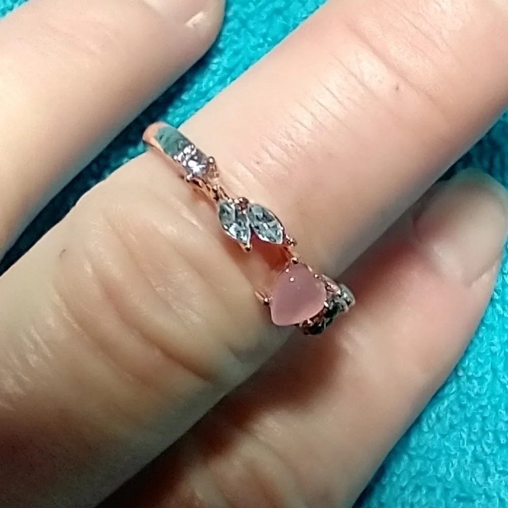 Goldtone pink cat eye heart green and clear crystal ring